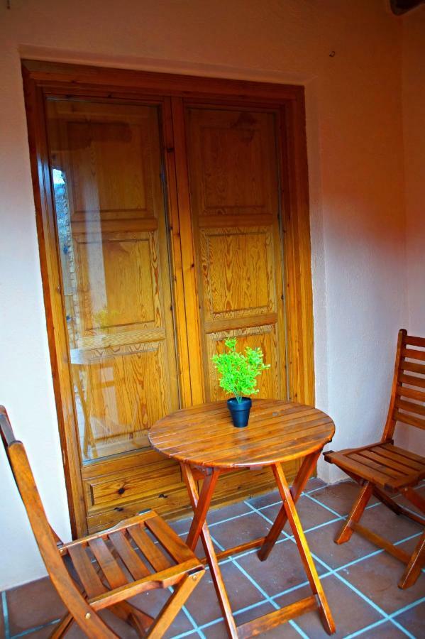 Apartment Cal Viola Torroja Exterior photo